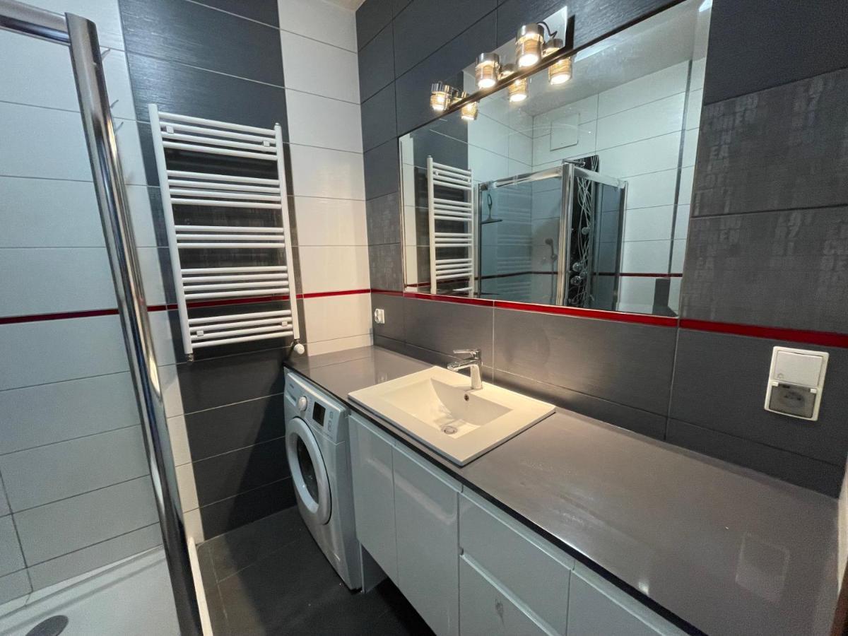 Gdynia Apartament 42 M Z Miejscem W Garazu Z Winda Blisko Centrum I Morza מראה חיצוני תמונה